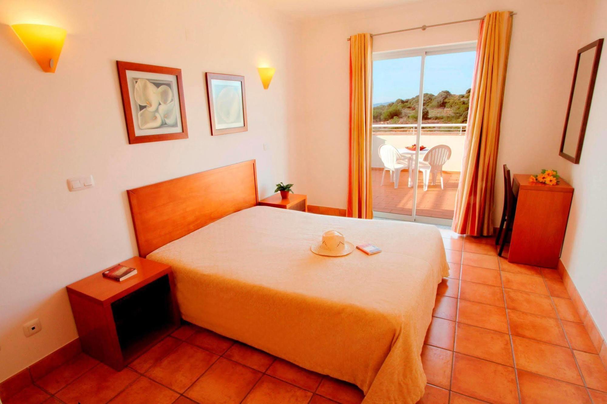 Vila Mos - Beach Resort Lagos Pokój zdjęcie